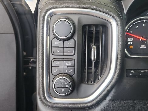 Certified 2019 Chevrolet Silverado 1500 High Country w/ Technology Package AWD/4WD image 18