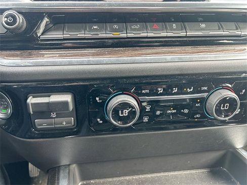 Used 2025 Chevrolet Silverado 1500 LT image 22