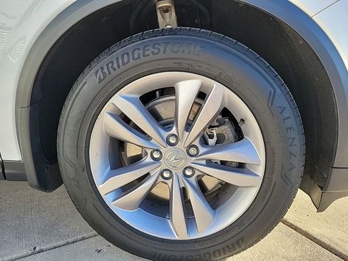 Used 2023 Acura MDX SH-AWD image 9