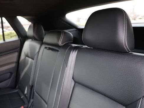 Used 2022 Volkswagen Atlas Cross Sport SE AWD/4WD image 18