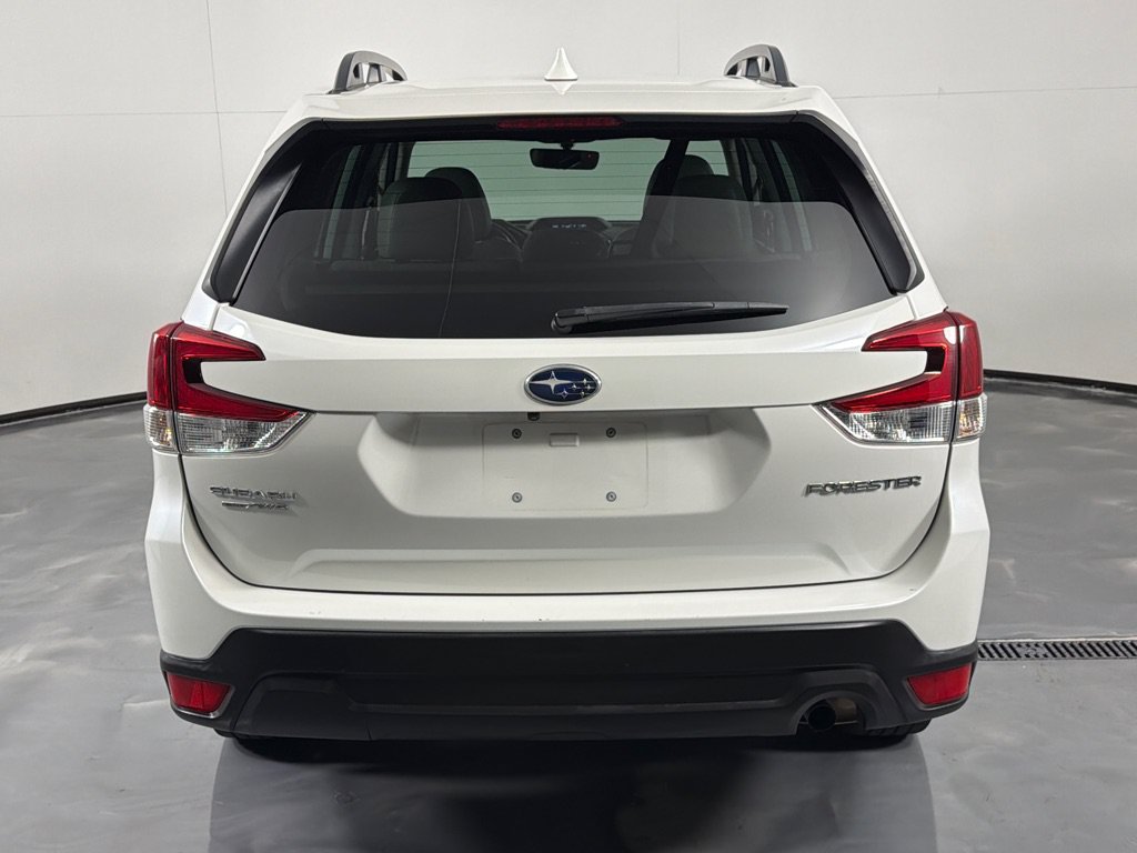 Used 2022 Subaru Forester Premium AWD/4WD image 6