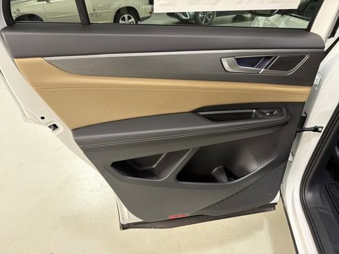 New 2026 Volkswagen Atlas Cross Sport SE AWD/4WD image 23