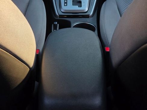 Used 2013 Hyundai Elantra GLS w/ Preferred Pkg image 22