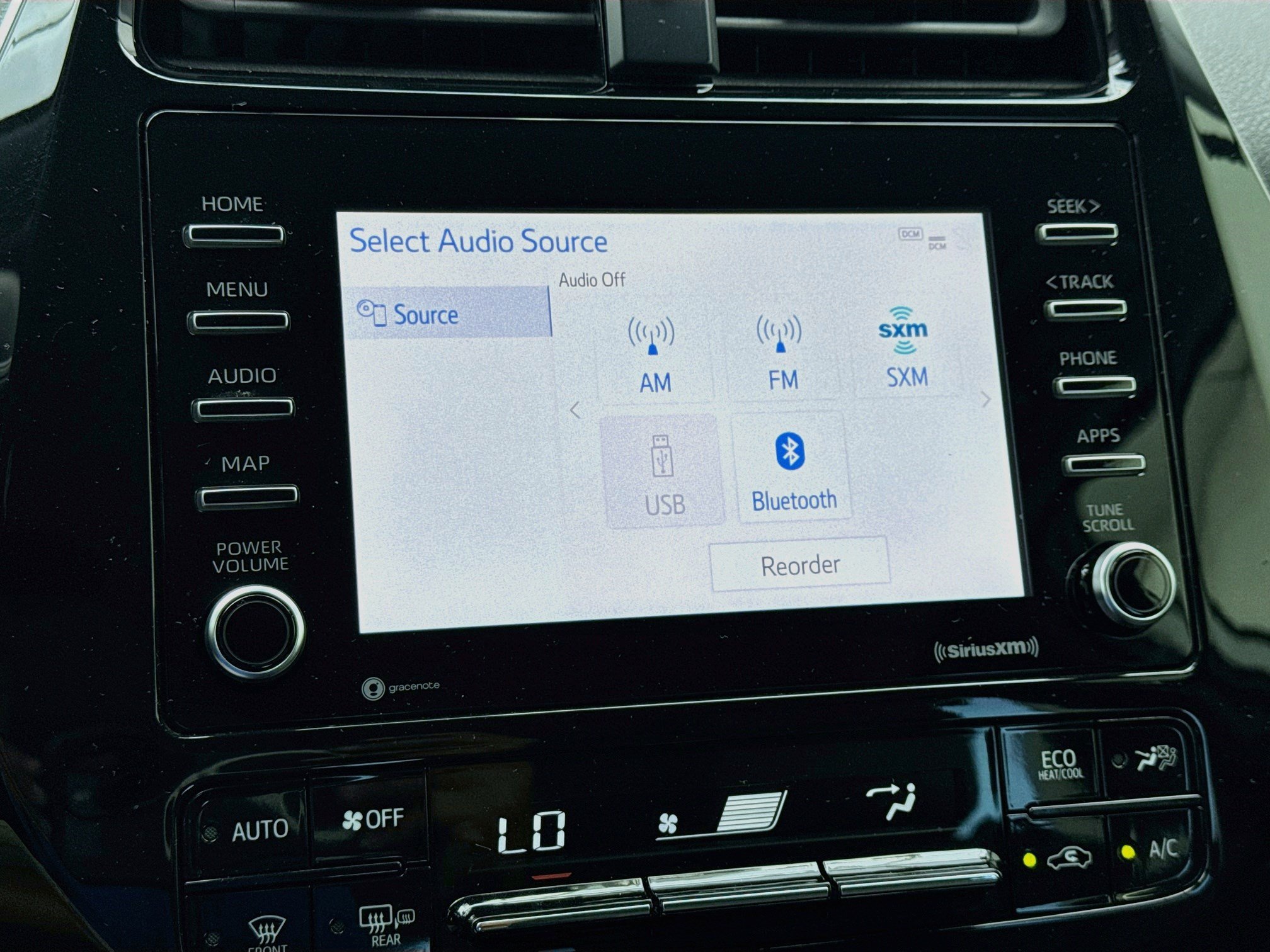 Used 2022 Toyota Prius FWD image 11