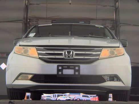 Used 2011 Honda Odyssey EX-L image 3