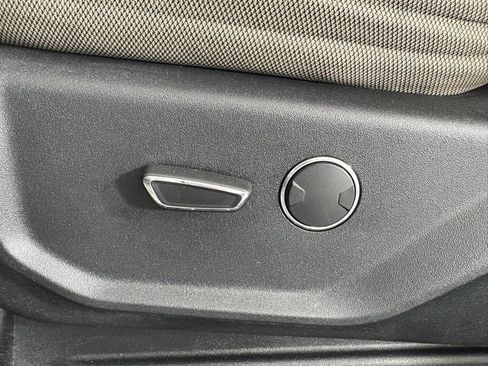 Used 2019 Ford F250 XLT w/ XLT Premium Package image 14