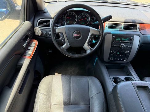 Used 2012 GMC Yukon SLT w/ Heritage Edition Package AWD/4WD image 16