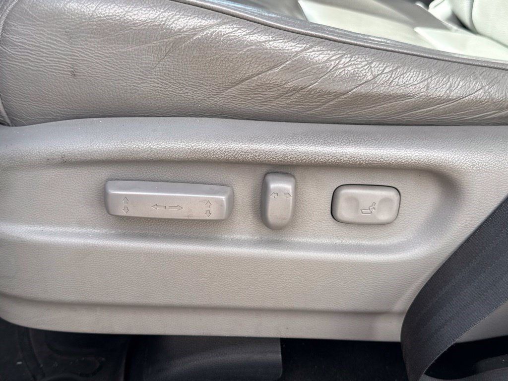 Used 2017 Honda Pilot EX-L image 16