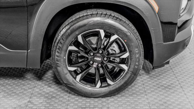 Used 2023 Chevrolet TrailBlazer LT w/ Convenience Package AWD/4WD image 34