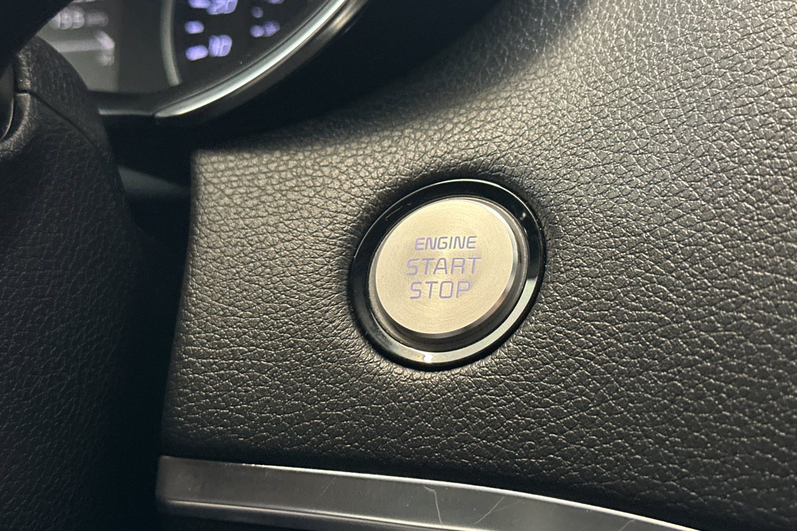 Used 2022 Kia Stinger GT1 RWD image 16