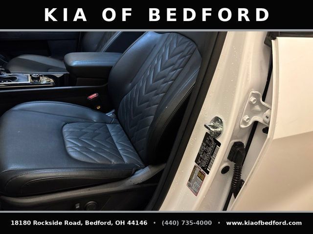 Certified 2025 Kia Sportage X-Line w/ Premium Package AWD/4WD image 12