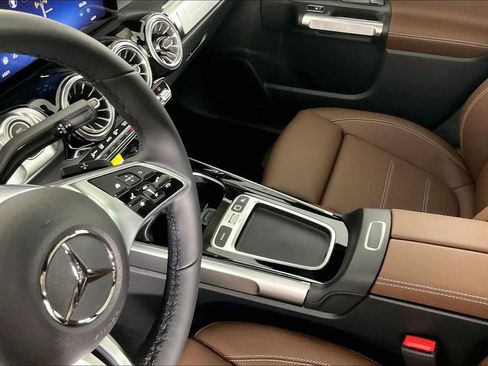 New 2026 Mercedes-Benz GLB 250 4MATIC image 8