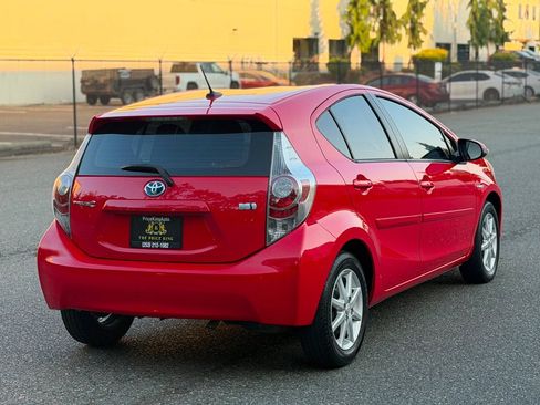 Used 2014 Toyota Prius C Three FWD image 6