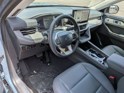 New 2026 Ford Explorer Active w/ Active Comfort Package AWD/4WD image 10