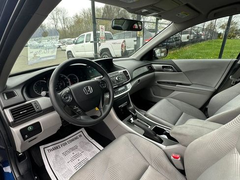Used 2014 Honda Accord LX image 19