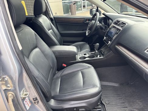Used 2019 Subaru Outback 2.5i Limited AWD/4WD image 33