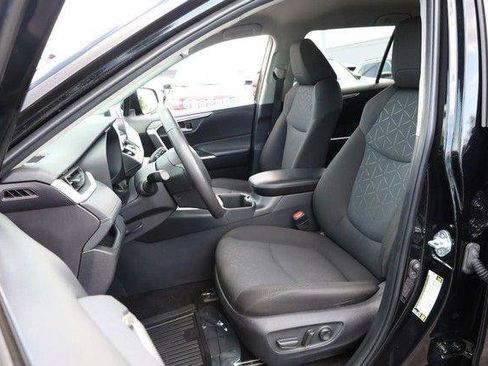 Used 2025 Toyota RAV4 XLE w/ Weather Package AWD/4WD image 9