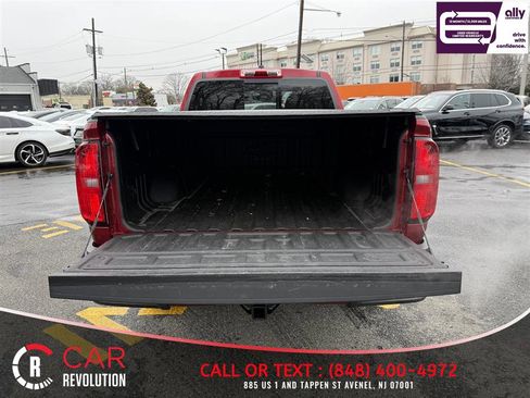 Used 2022 Chevrolet Colorado LT w/ Safety Package image 6
