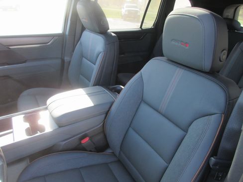 New 2026 GMC Acadia AT4 image 13