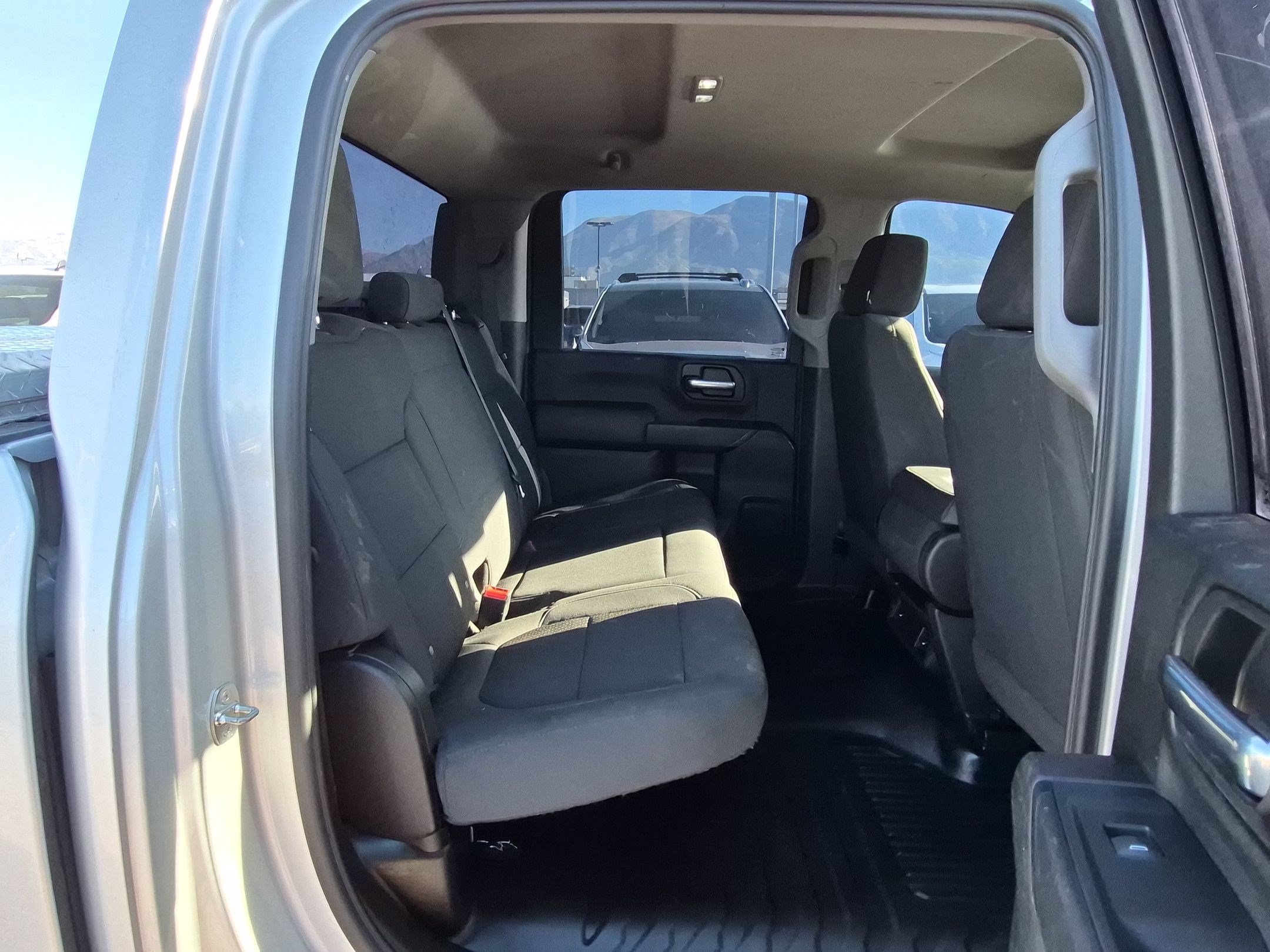 Used 2020 Chevrolet Silverado 3500 W/T w/ Z71 Off-Road Package AWD/4WD image 28