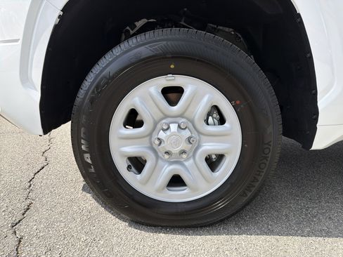 New 2026 Toyota Tundra SR image 16