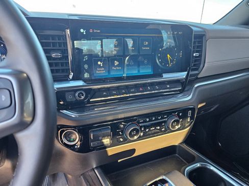 Used 2024 Chevrolet Silverado 1500 LTZ image 15