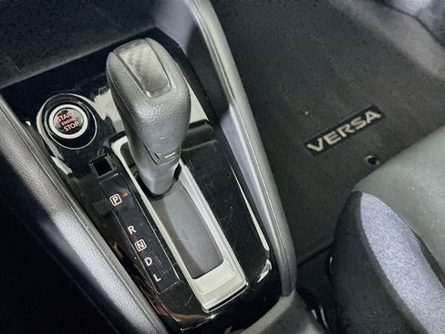 Used 2025 Nissan Versa SV w/ Trunk Package FWD image 22