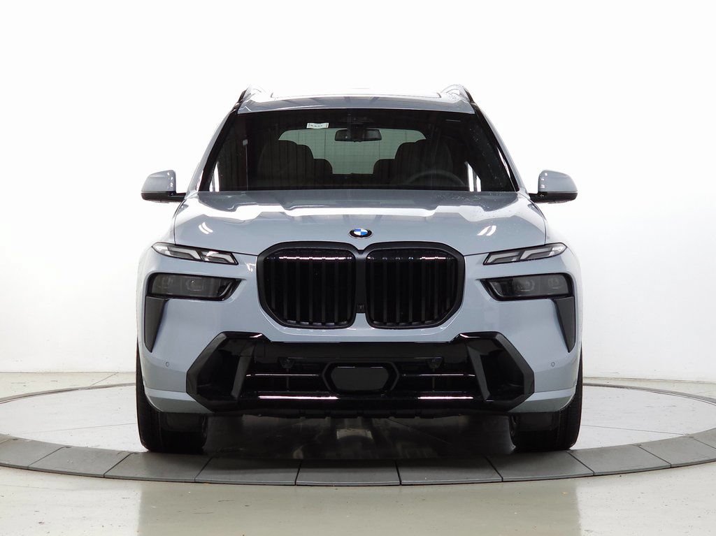 Used 2026 BMW X7 xDrive40i w/ Executive Package AWD/4WD image 2