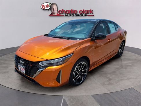 Used 2024 Nissan Sentra SR image 9