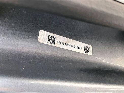 Certified 2022 Acura MDX SH-AWD w/ Advance Package image 35