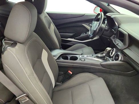Used 2020 Chevrolet Camaro LT RWD image 21