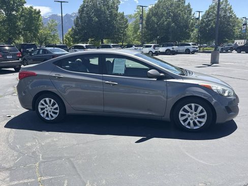 Used 2013 Hyundai Elantra GLS FWD image 5