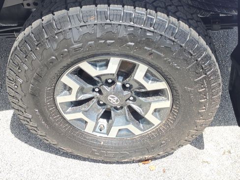 Used 2023 Toyota Tacoma SR AWD/4WD image 6