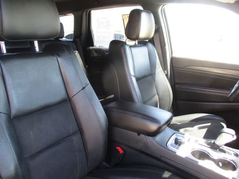 Used 2022 Jeep Grand Cherokee Laredo X image 45