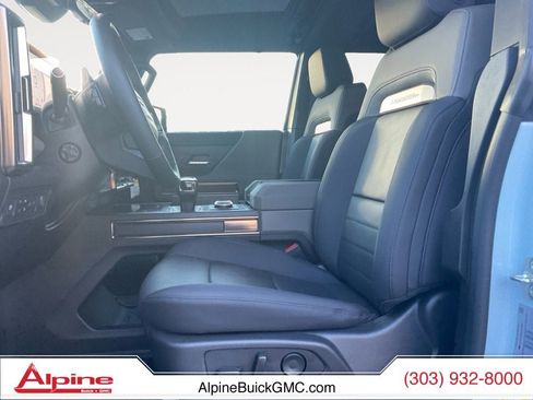 Used 2025 GMC Hummer EV 3X w/ Extreme Off-Road Package image 9