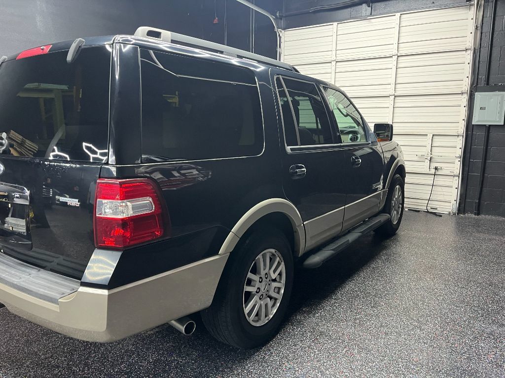 Used 2008 Ford Expedition Eddie Bauer AWD/4WD image 5
