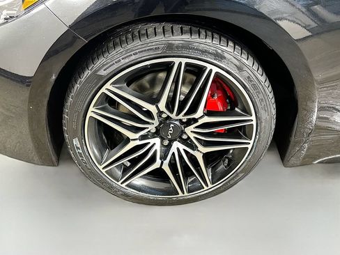 Used 2023 Kia Stinger GT2 RWD image 15