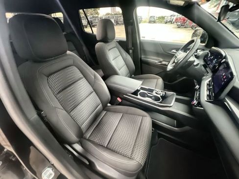 Certified 2026 Chevrolet Equinox LT FWD image 27