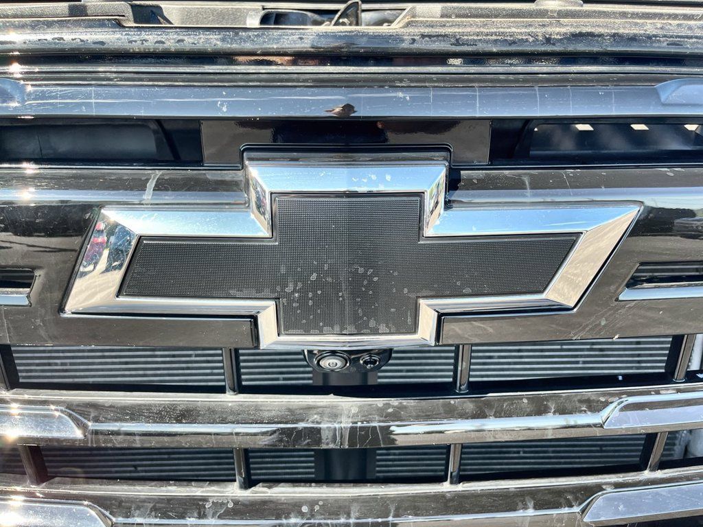 Used 2025 Chevrolet Silverado 2500 LT w/ Trail Boss Package AWD/4WD image 30