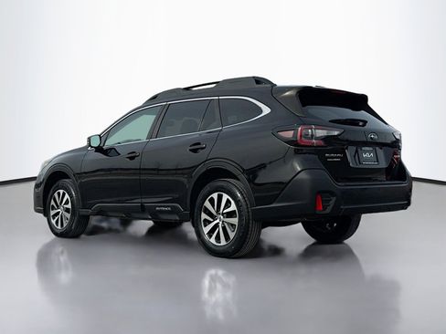 Used 2020 Subaru Outback Premium image 13