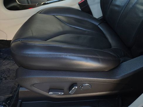 Used 2015 Lincoln MKC Sport Utility 4D w/ Equipment Group 102A Reserve image 14