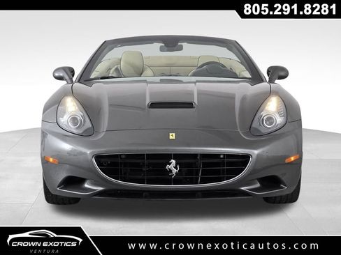 Used 2012 Ferrari California image 2
