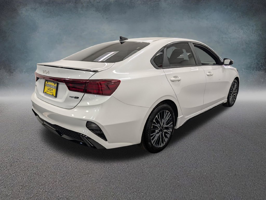 Used 2023 Kia Forte GT-Line FWD image 4