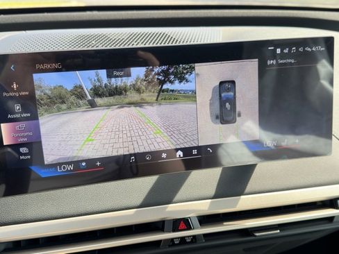 Used 2025 BMW iX xDrive50 w/ Sport Package image 9