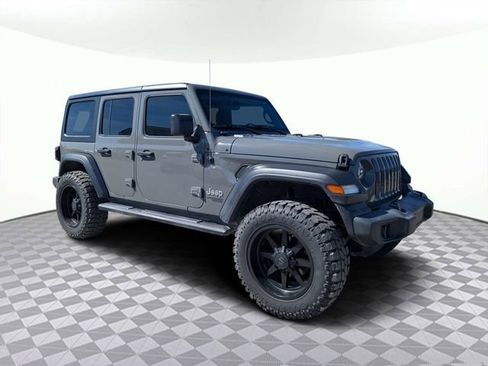 Used 2020 Jeep Wrangler Unlimited Sport S image 2