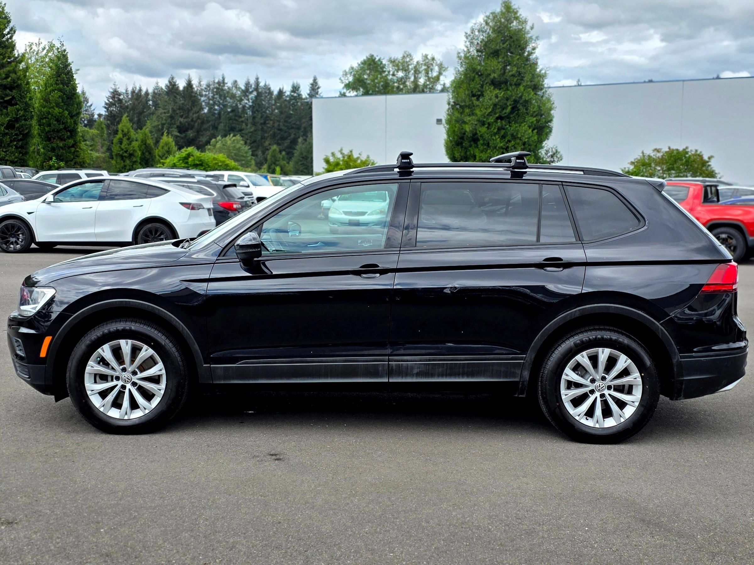 Used 2019 Volkswagen Tiguan S w/ 3rd Row Seat Package AWD/4WD image 4