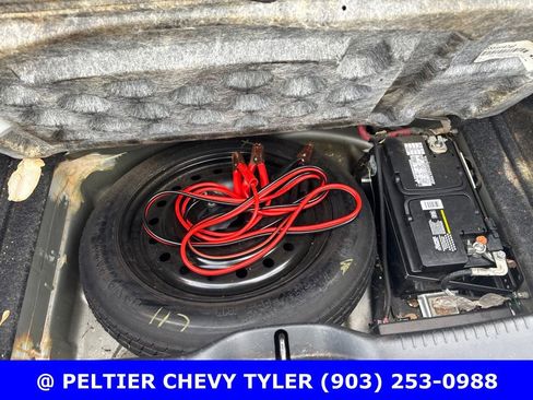 Used 2012 Chrysler 300 RWD image 19