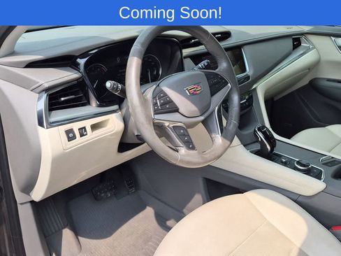 Used 2020 Cadillac XT5 Premium Luxury w/ LPO, Floor Liner Package FWD image 2