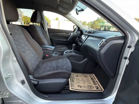 Used 2015 Nissan Rogue SV AWD/4WD image 52