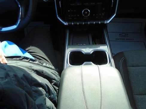 Certified 2025 GMC Acadia Elevation image 16